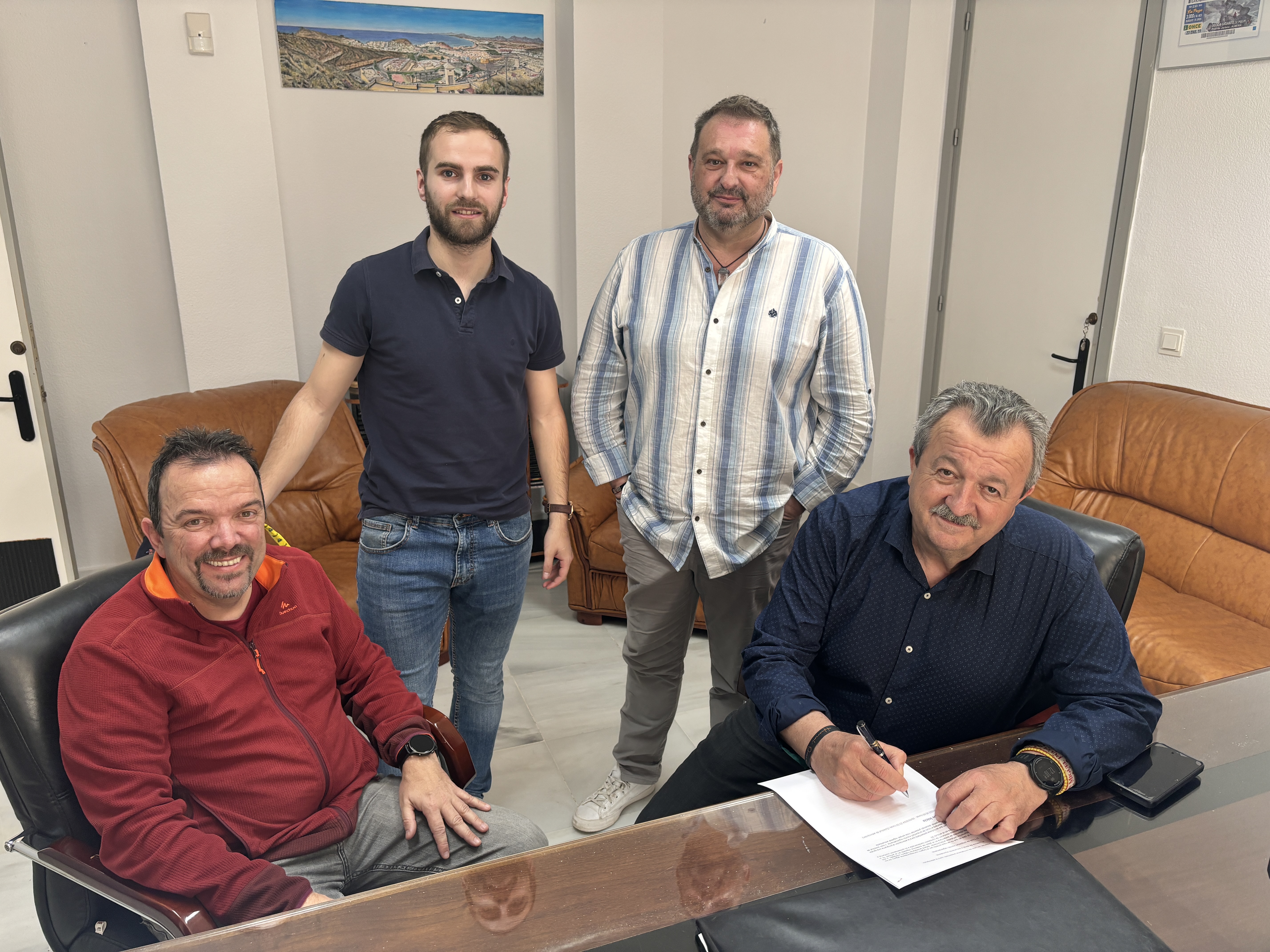 Firma del acta de recepción de las obras de encauzamiento de las aguas en las galerías de la Geoda de Pulpí